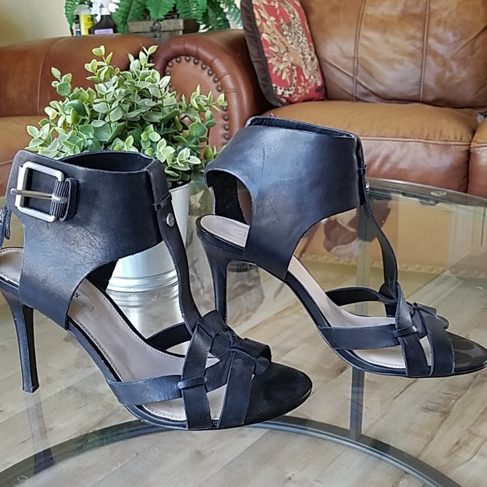 Sexy Guess shoes - Picture 2 of 4